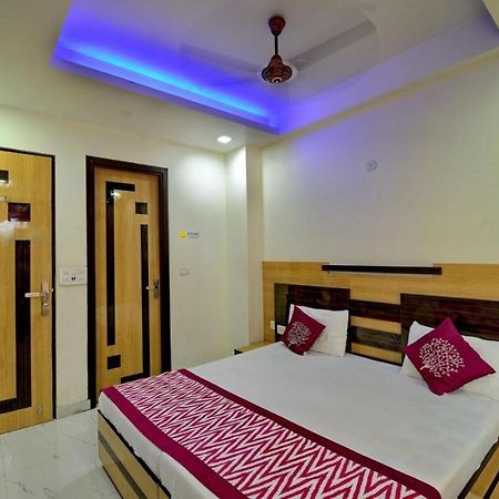 Hotel Goel Residency Delhi  Esterno foto